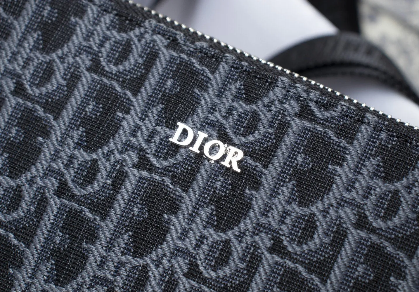 Designer Handbags DR 097
