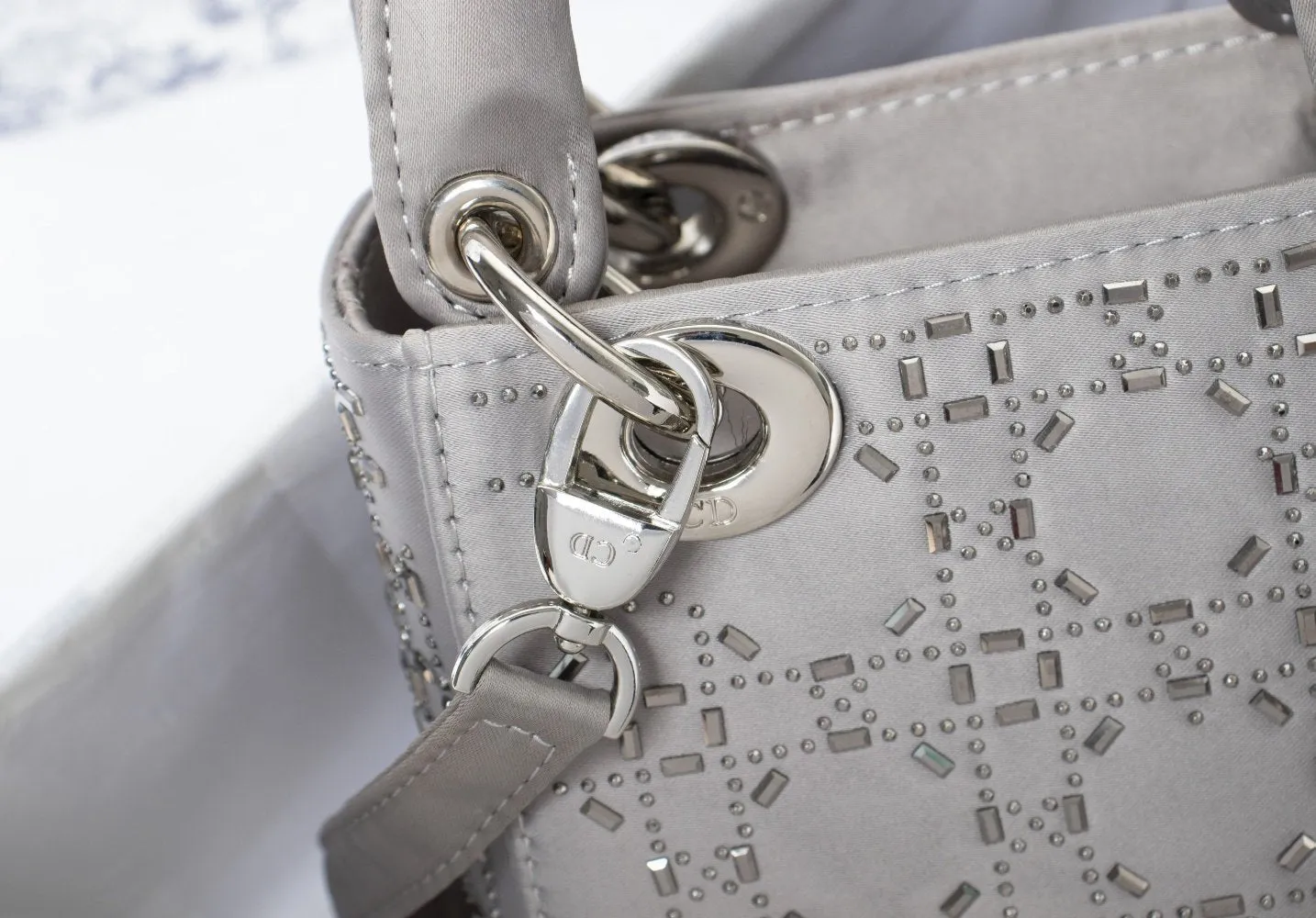 Designer Handbags DR 231