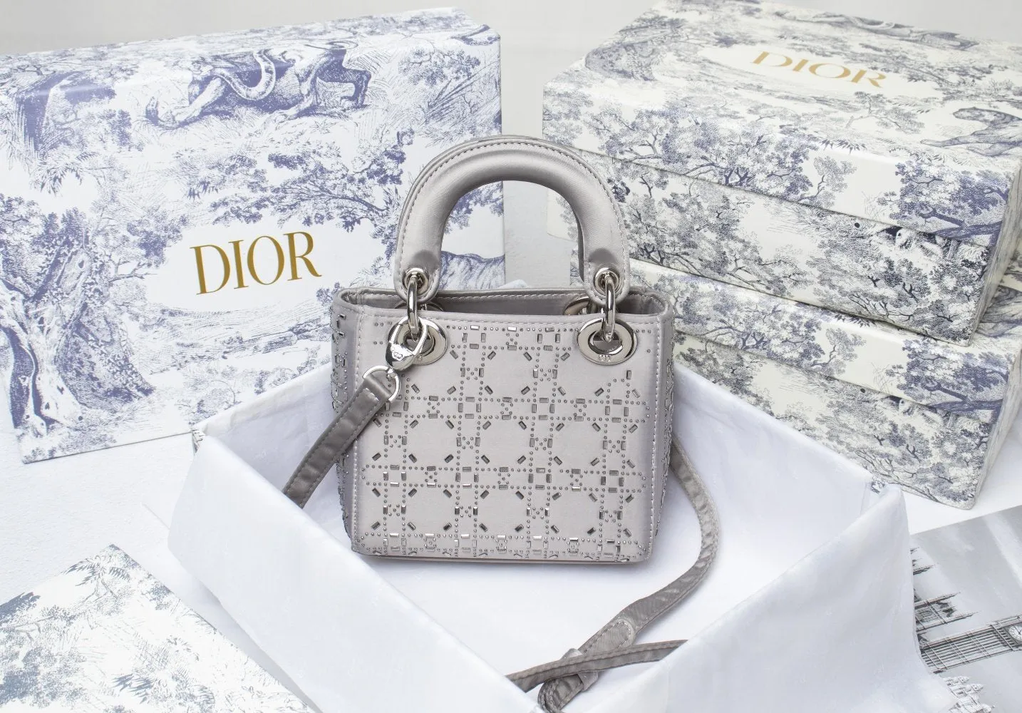 Designer Handbags DR 231