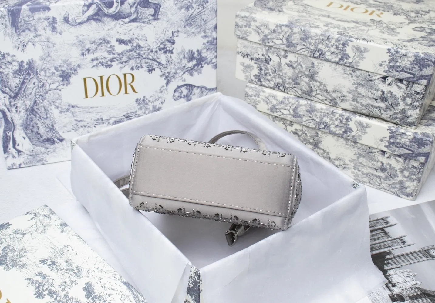 Designer Handbags DR 231