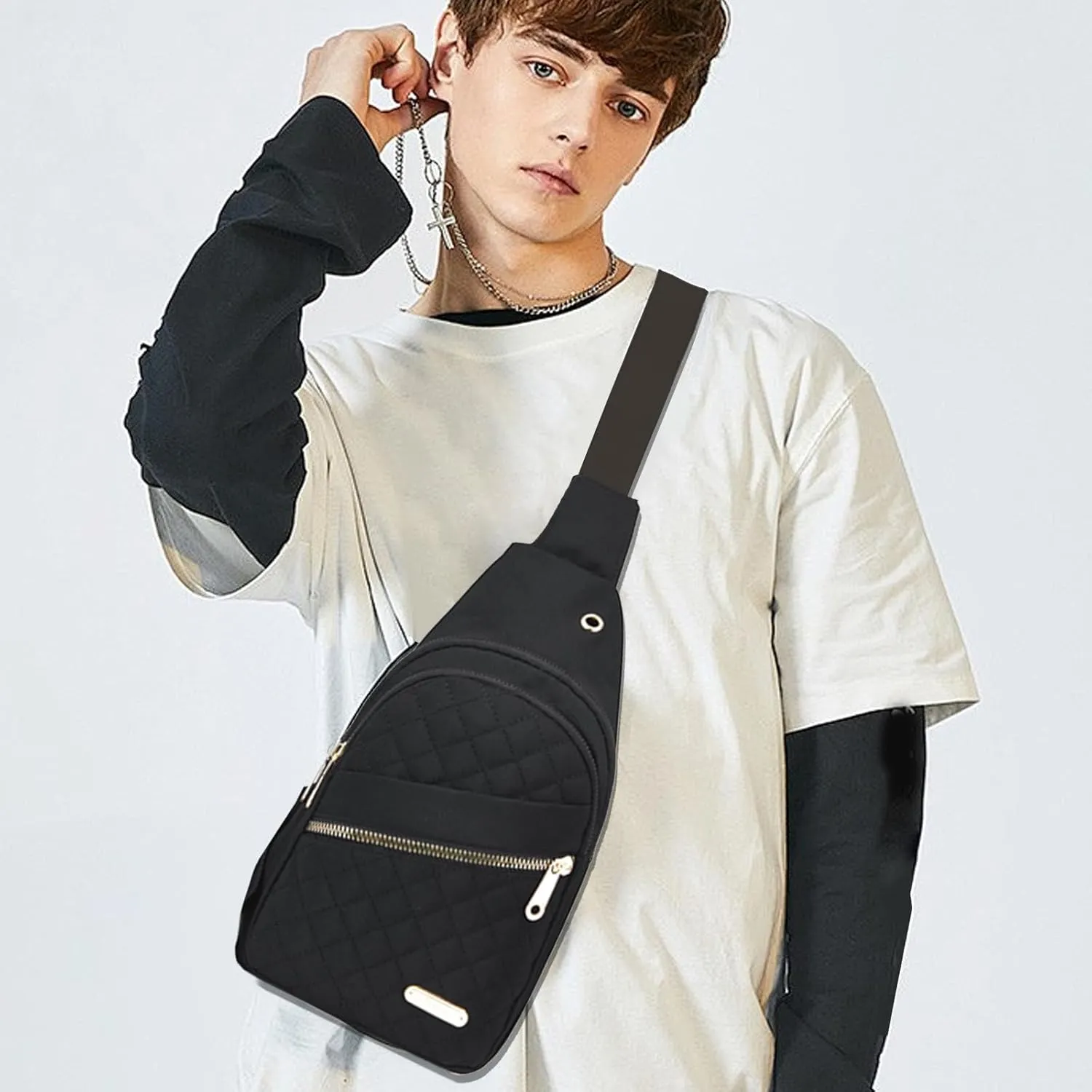 Fashionable Embroidery Diamond Shoulder Crossbody Bag Large Capacity Watertight Backpack with Data Hole