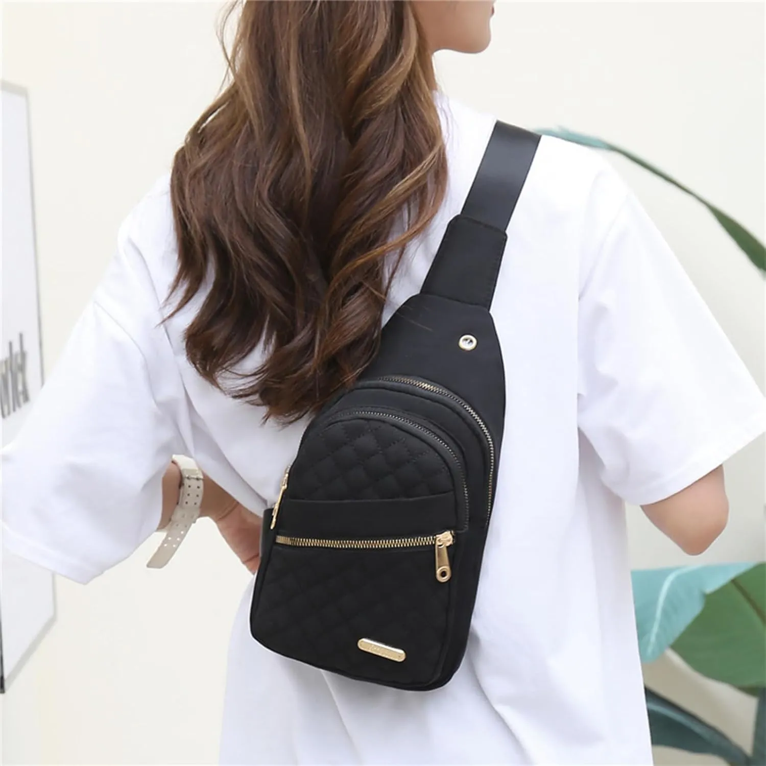 Fashionable Embroidery Diamond Shoulder Crossbody Bag Large Capacity Watertight Backpack with Data Hole