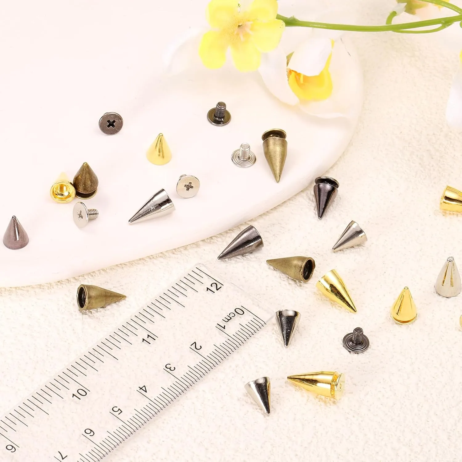 uxcell 50 Sets Spikes and Studs, 7 x 9mm Cone Spikes Screw Back Studs Rivets, Cone Punk Spikes Rivet for Clothing Belts Bags DIY Leather Crafts, Silver